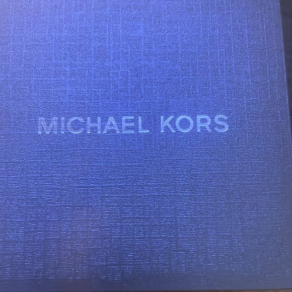 Sterling silver Michael Kors stud earrings - Picture 7 of 7